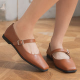 スクエアトゥベルトパンプス