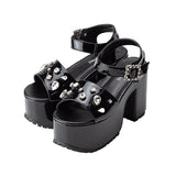 きらきらビジューサンダル