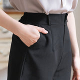 フロントタックショートパンツ