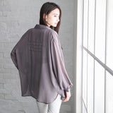 バックメッセージプリントシアーシャツ