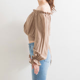 バックリボンオフショルブラウス
