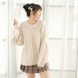 ラグランケーブルオーバーニット