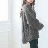 ラグランケーブルオーバーニット