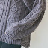 ラグランケーブルオーバーニット