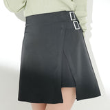 美脚スリットスカート