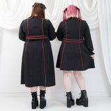 パイピングフリルナースワンピース