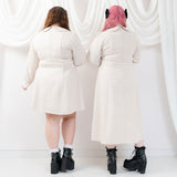 パイピングフリルナースワンピース