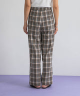 チェック柄パンツ