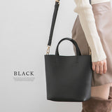 コンパクト2wayミディショルダーバッグ