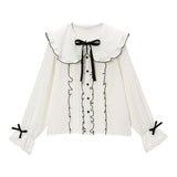 大きめ丸襟フリルブラウス