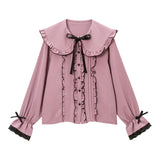 大きめ丸襟フリルブラウス