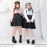 大きめ丸襟フリルブラウス