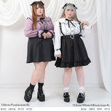 大きめ丸襟フリルブラウス