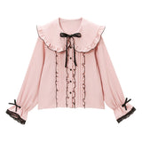 大きめ丸襟フリルブラウス