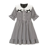 シンプル丸襟リボンワンピース