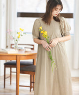 バックデザインパフスリワンピース