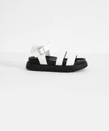 トラックソールストラップサンダル