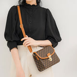 モノグラムショルダーバッグ