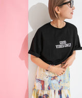 フットボールプリントロゴTシャツ
