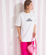 フットボールプリントロゴTシャツ