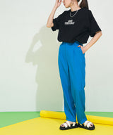 フットボールプリントロゴTシャツ