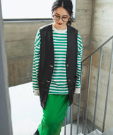 フェイクレザーミドル丈ベスト