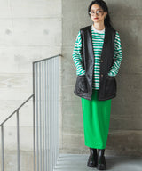 フェイクレザーミドル丈ベスト