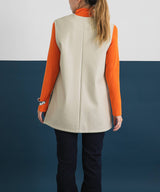 フェイクレザーミドル丈ベスト