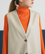 フェイクレザーミドル丈ベスト