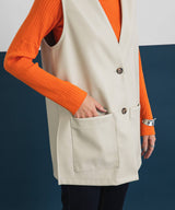 フェイクレザーミドル丈ベスト