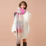 ふわふわルーズアゼ編みニットミニワンピース