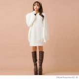 ふわふわルーズアゼ編みニットミニワンピース