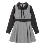 リボン付デコルテシアーフレアワンピース