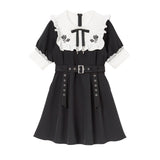 ガーターデザインバラ刺繍ワンピース