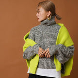 トリコロールヤーンハイネックニット