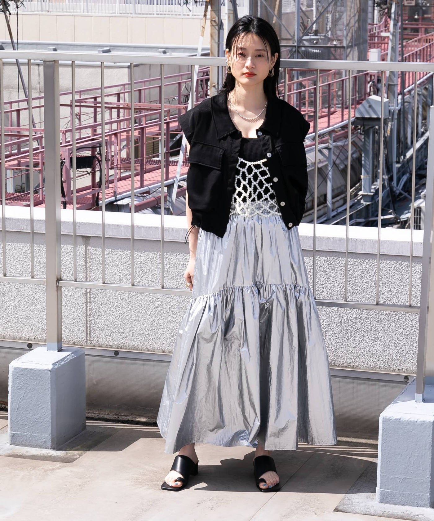 メール便】サテンジョーゼットクロップドベスト – レディース