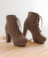 【予約　12/2発送 ブラックのみ】10.5cmヒール最強美脚レースアップショートブーツ【大きいサイズ有】