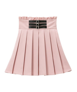 3連バックルベルトプリーツスカート