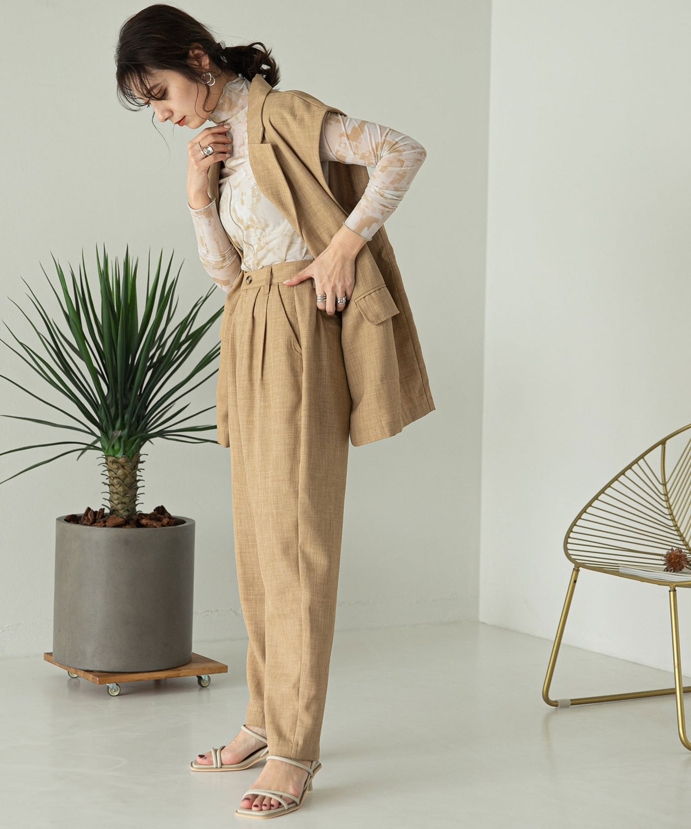リネンライクテーパードパンツ – レディースファッション通販の夢展望