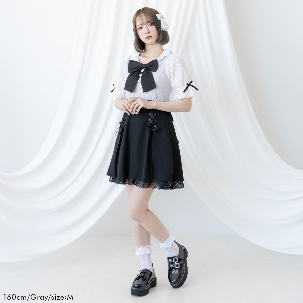 GOLDS♡リボンブローチ付き♡総レース♡肩紐ビジュープレート♡キャミトップス GOLDS♡リボンブローチ付き♡総レース♡肩紐ビジュープレート
