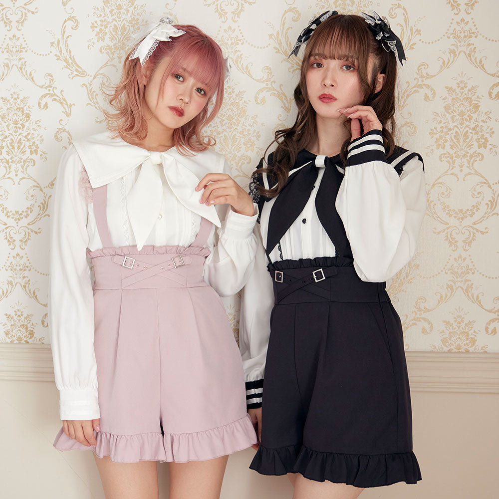 レフレム ガーター付きショートパンツ TRAVAS TOKYO（トラバス トウキョウ）の「ガーターベルト付き