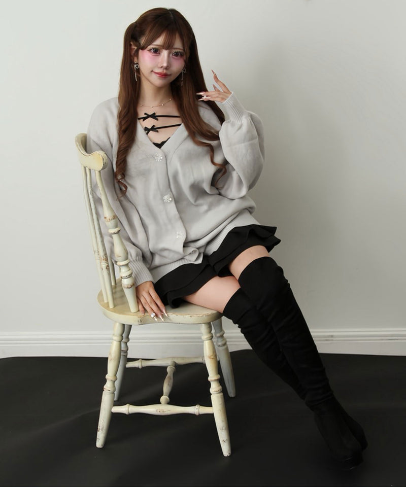 Vネックあざといビジュー釦カーディガン【ニット】