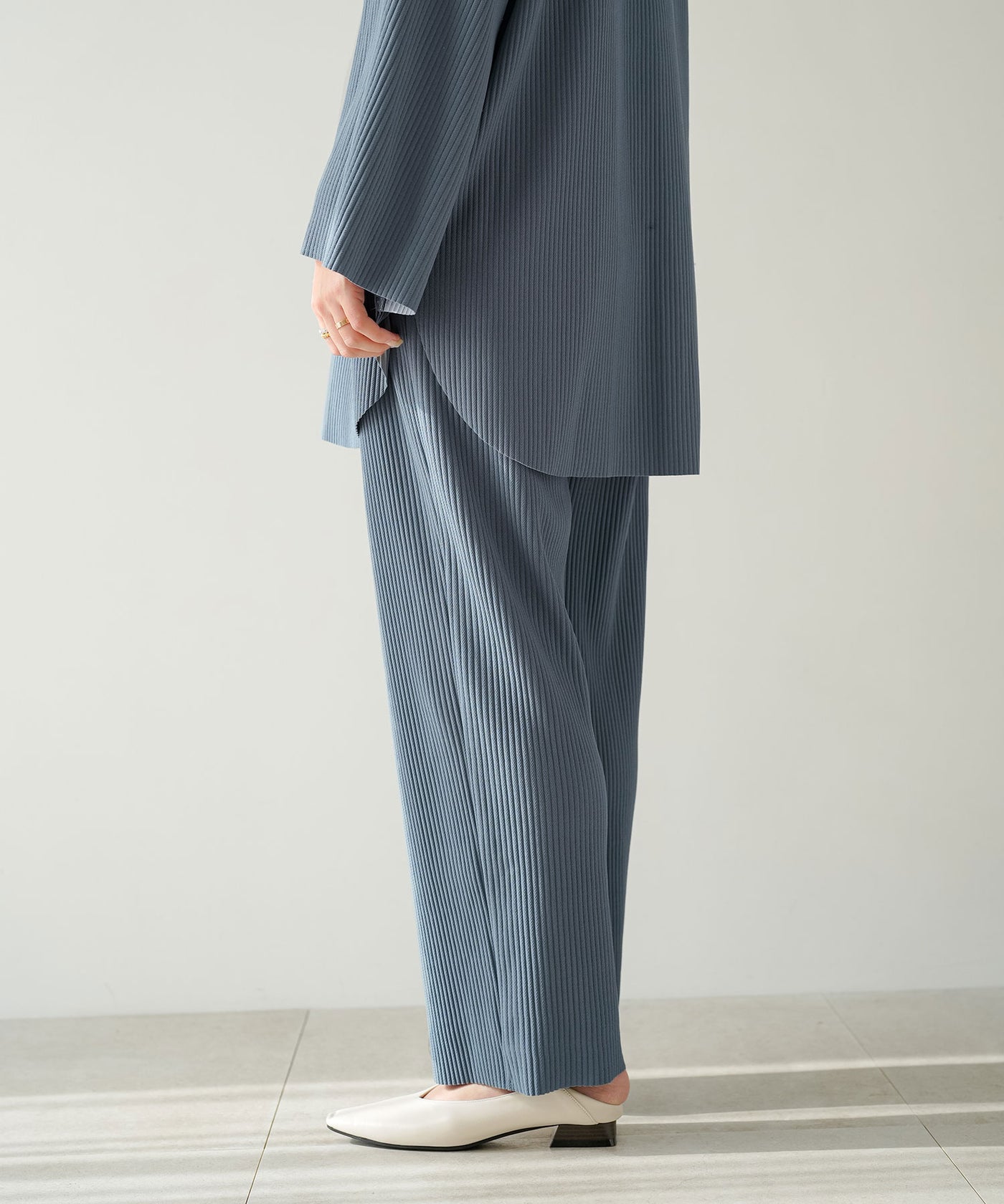 HOMME PLISSÉ 女々し ISSEY MIYAKE ストレートイージーパンツ