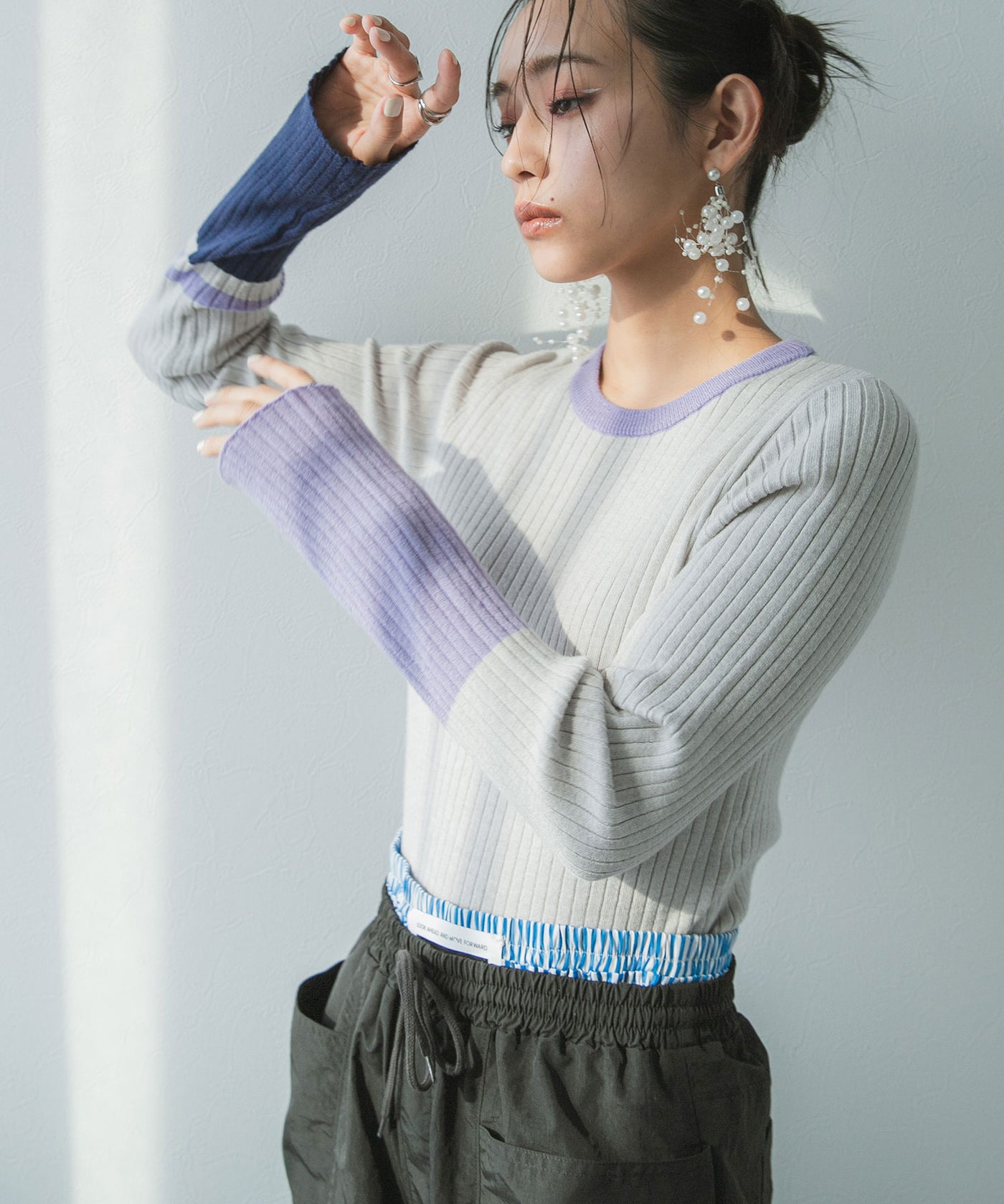 フレア袖配色プルオーバーリブニット – レディースファッション通販の