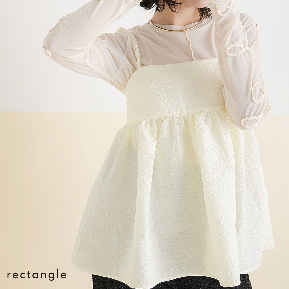 GlamLips ジャガード ペプラム CAMISOLE ¥12,650（税込） GlamLips ジャガード ペプラム CAMISOLE ¥12,650（税込