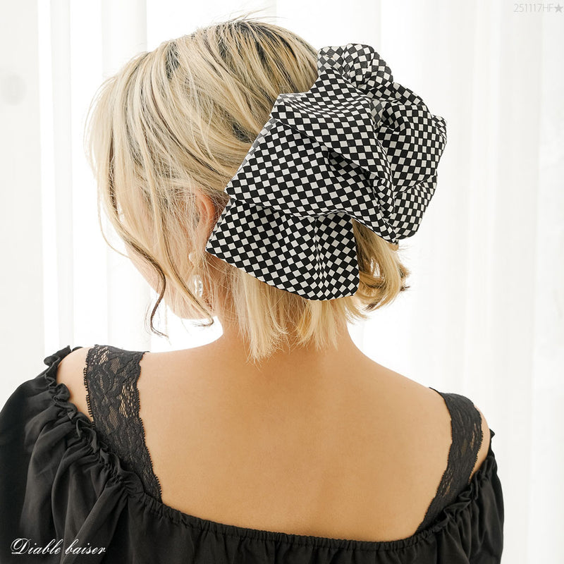 大ぶり可愛いリボンバレッタ