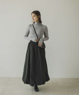 リブタートルニット