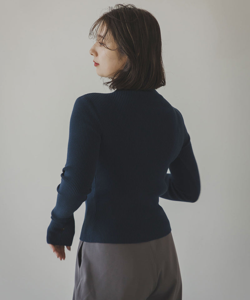 リブタートルニット