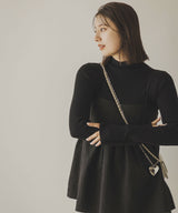 リブタートルニット