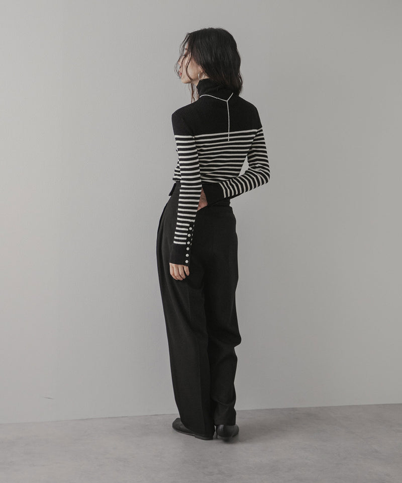 ボーダーリブタートルニット